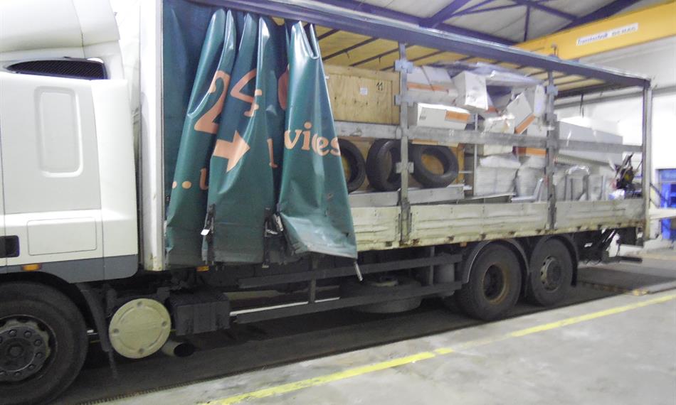 2014-3-27-953kamion bok.jpg